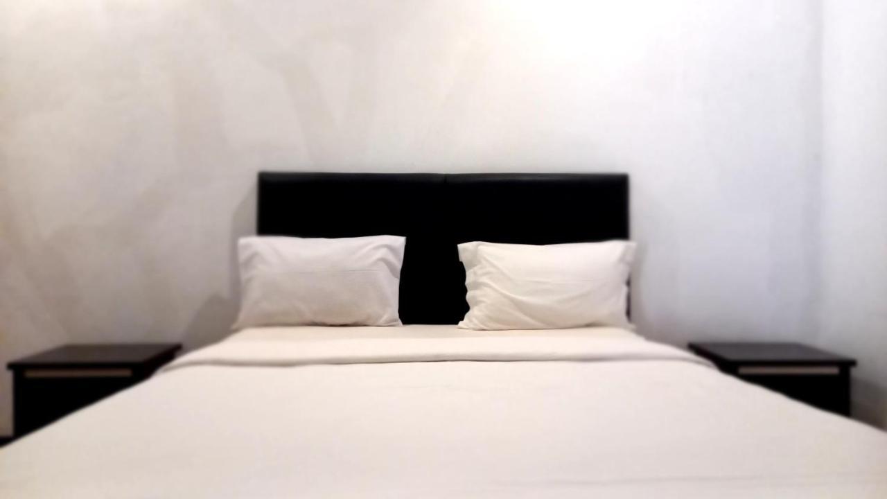 Dc Hotel & Hostel Labuan Bajo Εξωτερικό φωτογραφία
