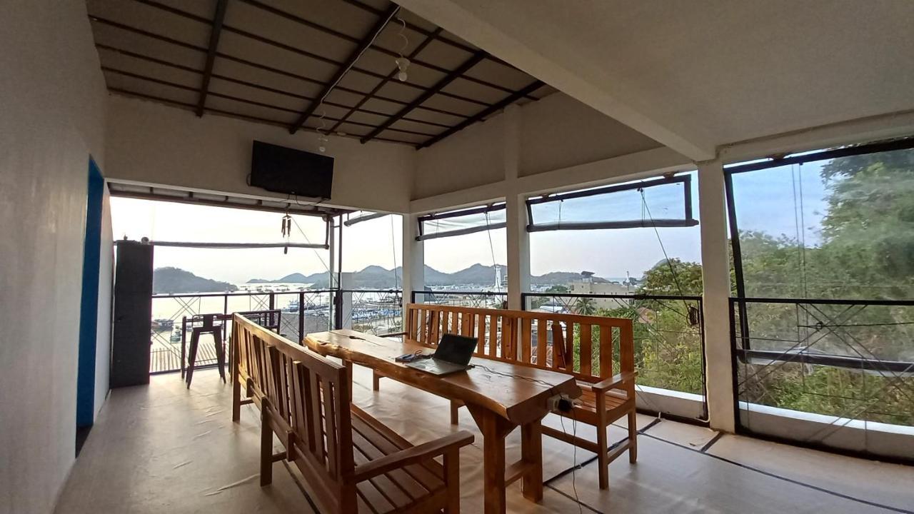 Dc Hotel & Hostel Labuan Bajo Εξωτερικό φωτογραφία