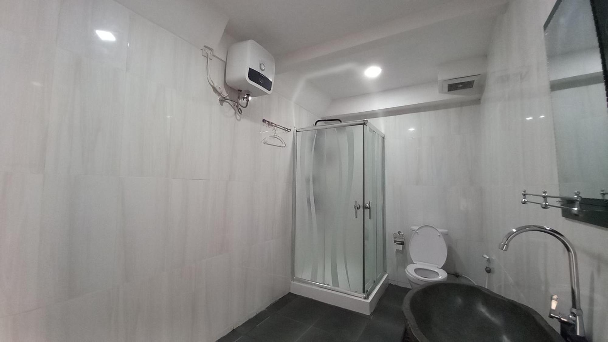 Dc Hotel & Hostel Labuan Bajo Εξωτερικό φωτογραφία